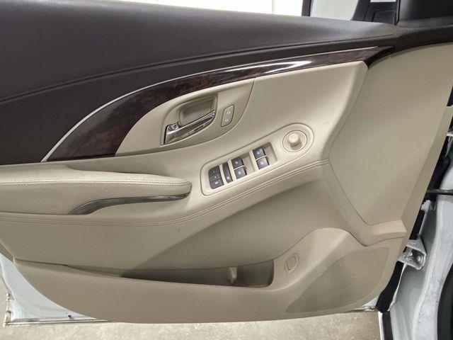 Buick LaCrosse  2016