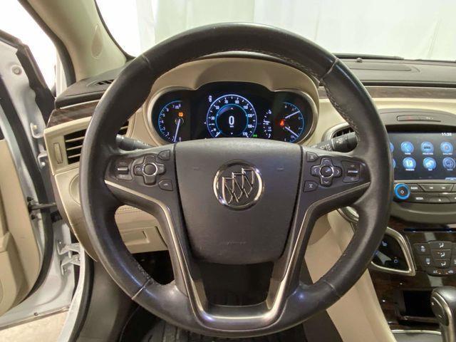 Buick LaCrosse  2016