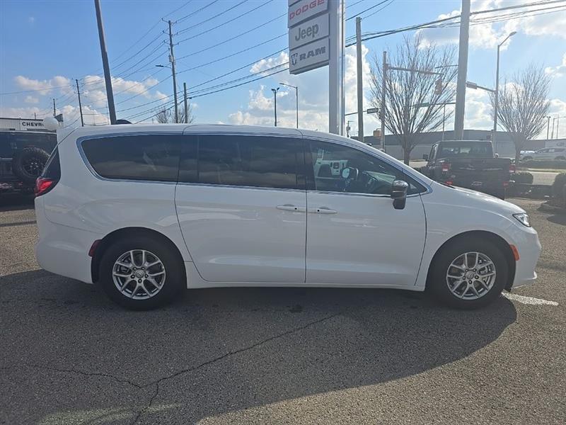 Chrysler Pacifica  2026