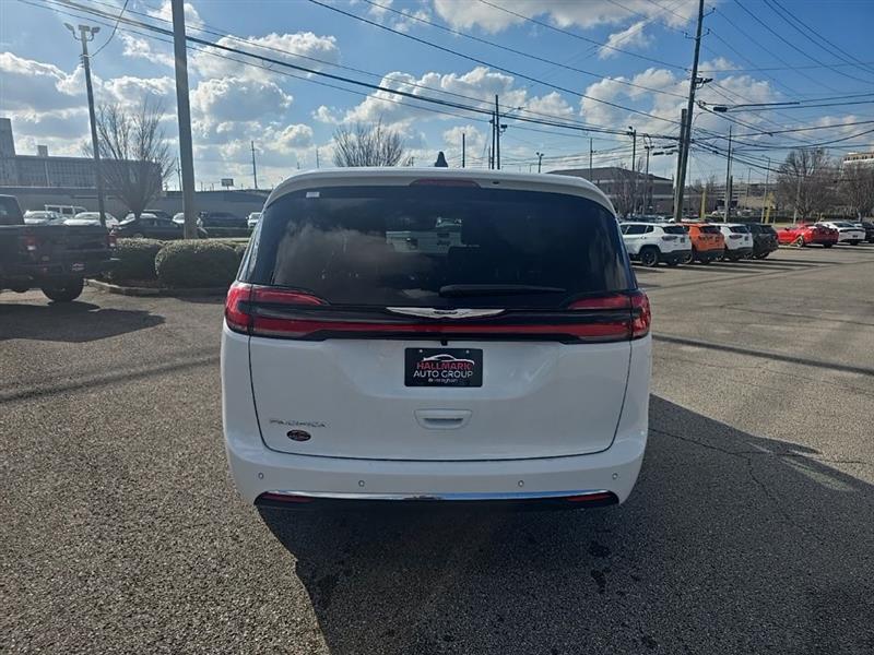 Chrysler Pacifica  2026