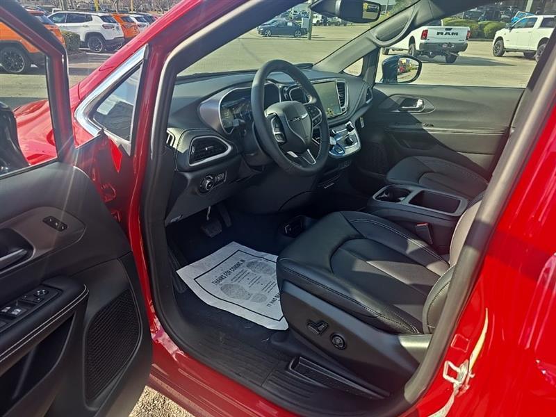 Chrysler Pacifica  2026