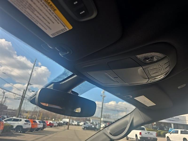 Chrysler Pacifica  2026