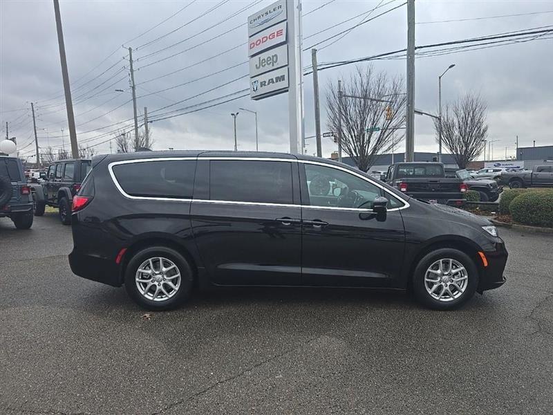 Chrysler Pacifica  2026