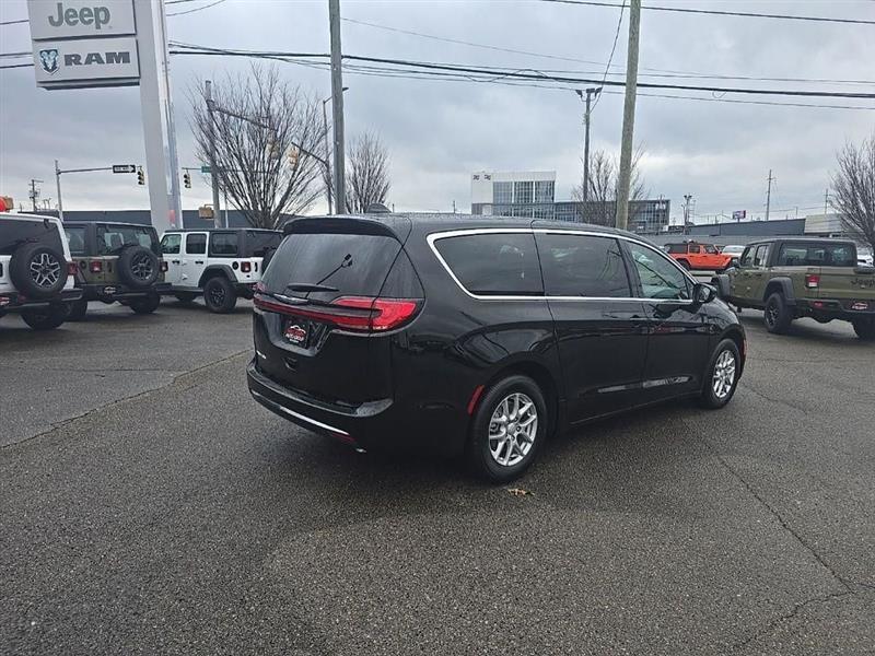 Chrysler Pacifica  2026