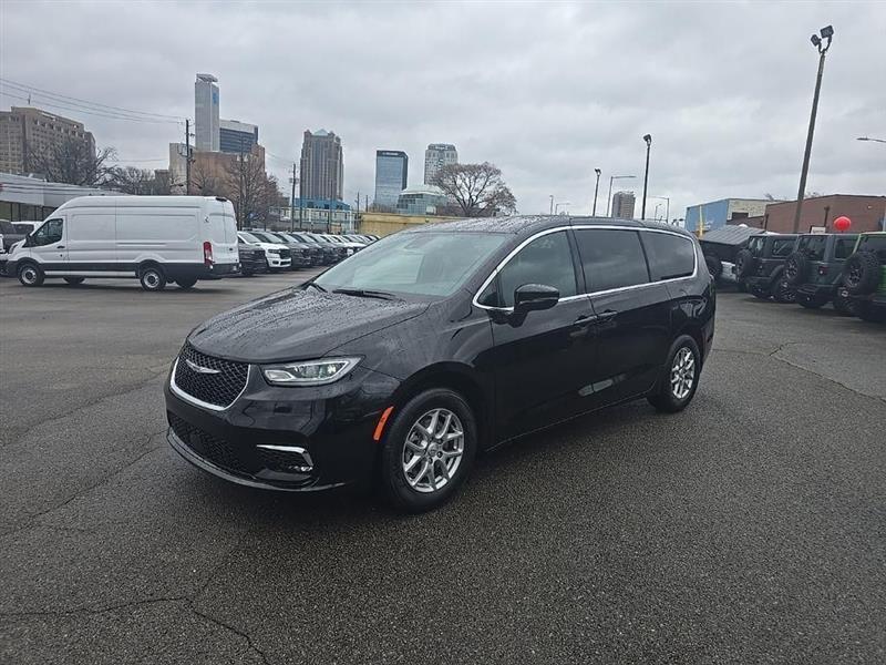 Chrysler Pacifica  2026