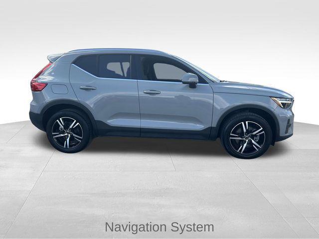 Volvo XC40  2024