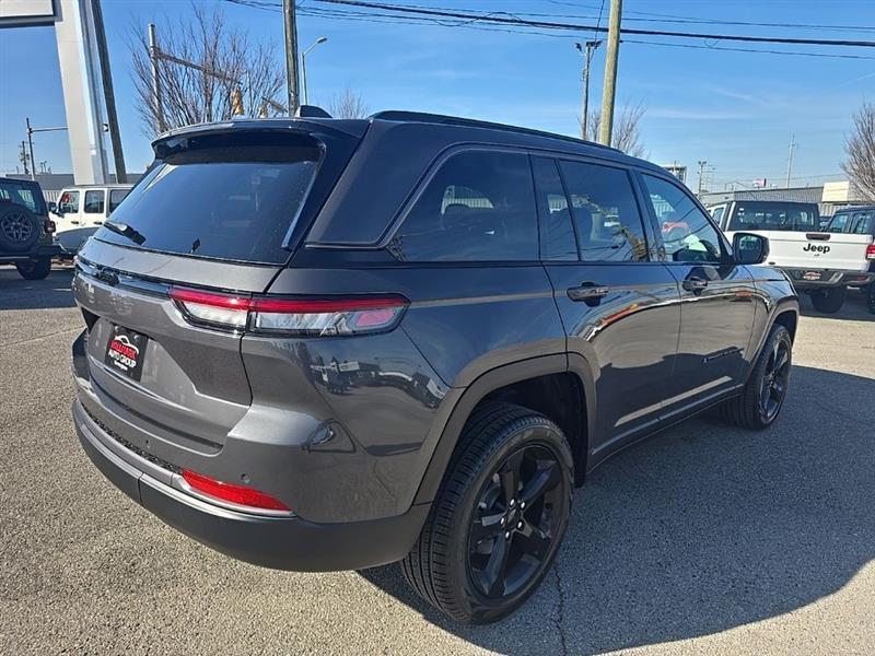 Jeep Grand Cherokee  2026