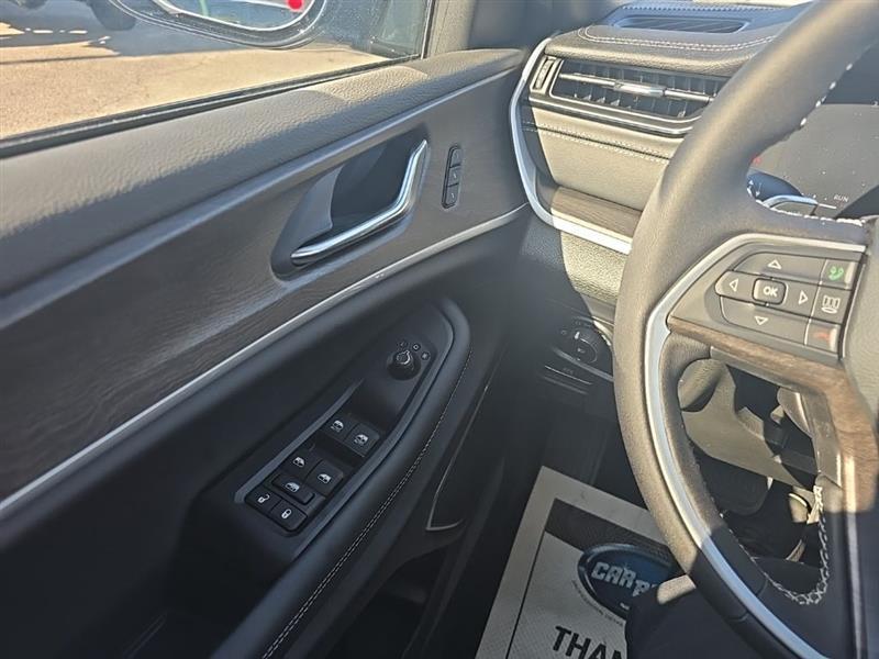 Jeep Grand Cherokee  2026