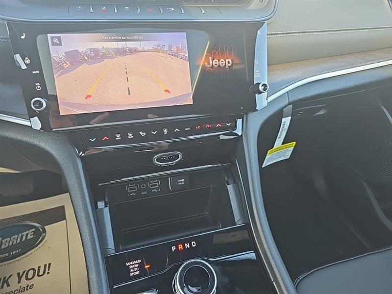 Jeep Grand Cherokee  2026