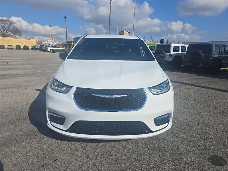 Chrysler Pacifica  2026