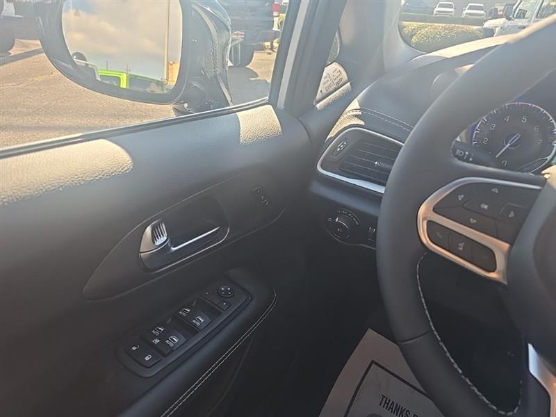 Chrysler Pacifica  2026