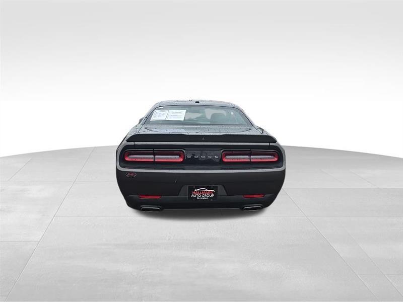 Dodge Challenger  2020