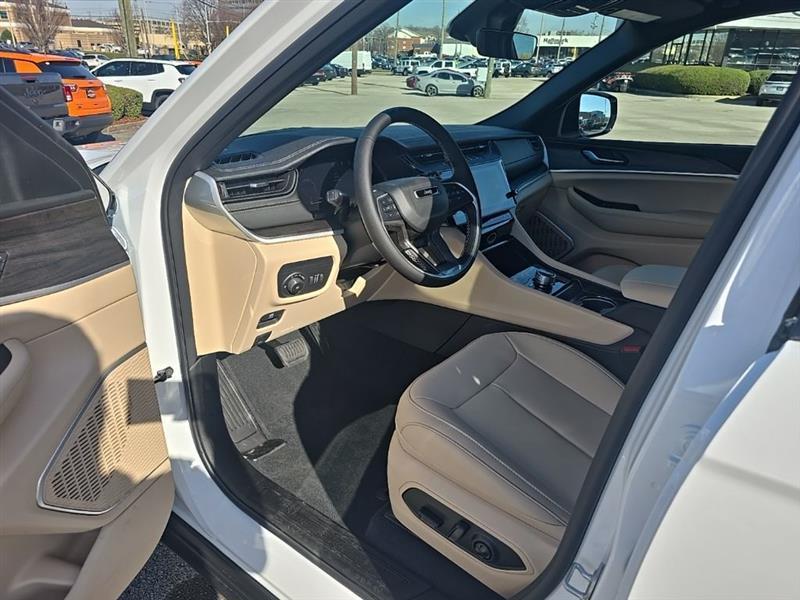 Jeep Grand Cherokee  2026