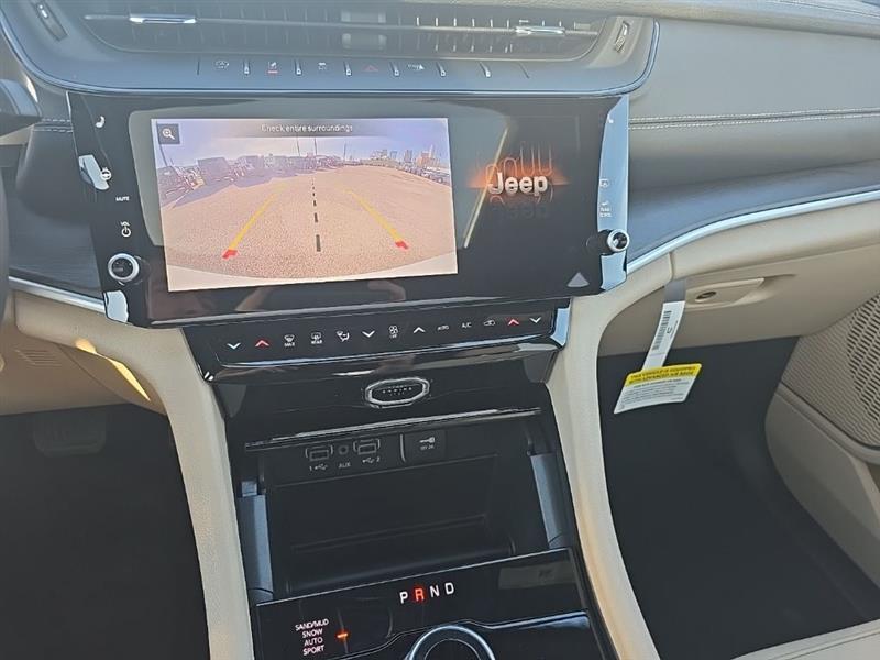 Jeep Grand Cherokee  2026