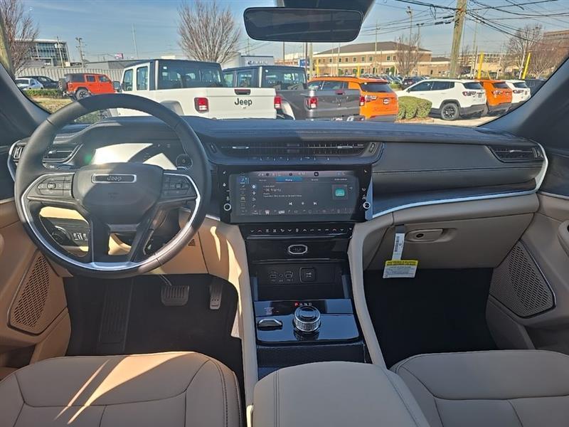 Jeep Grand Cherokee  2026