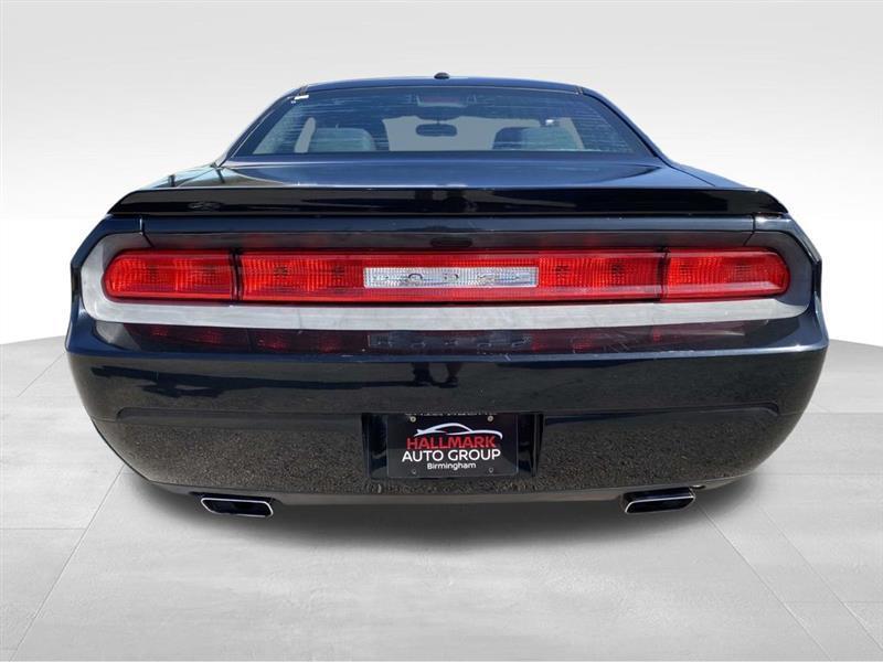 Dodge Challenger  2013