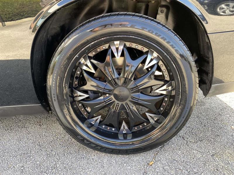 Dodge Challenger  2013