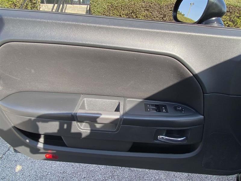 Dodge Challenger  2013