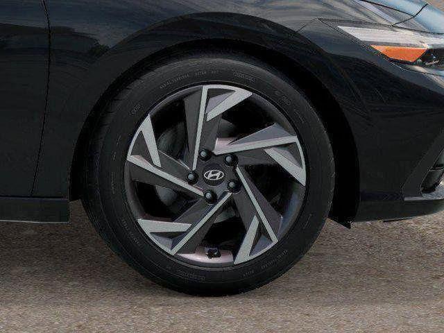 Hyundai Elantra  2026