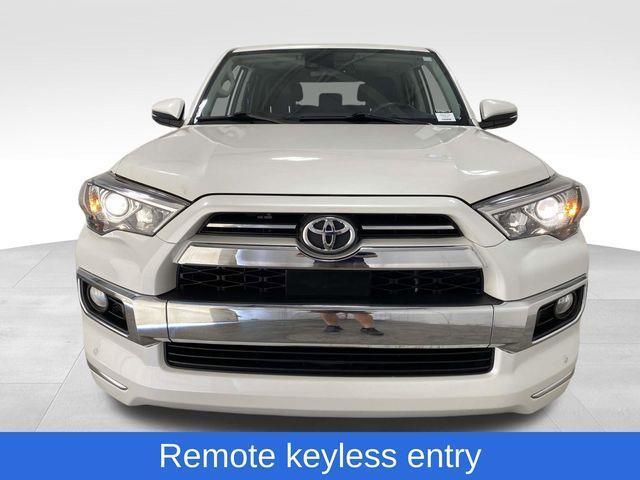 Toyota 4Runner  2020