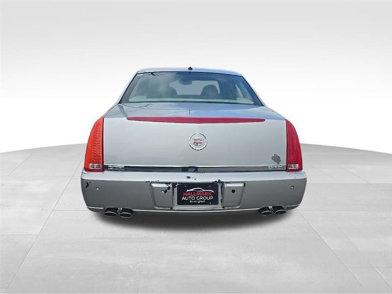 Cadillac DTS  2006