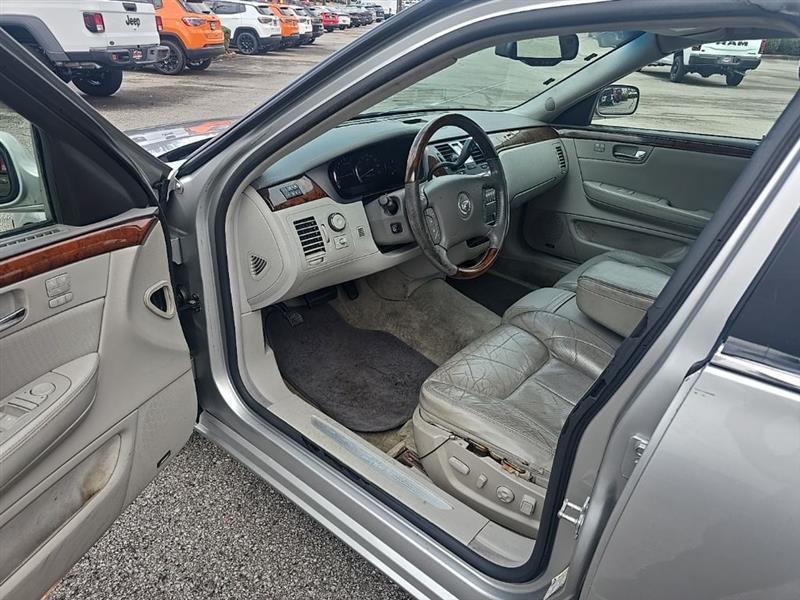 Cadillac DTS  2006