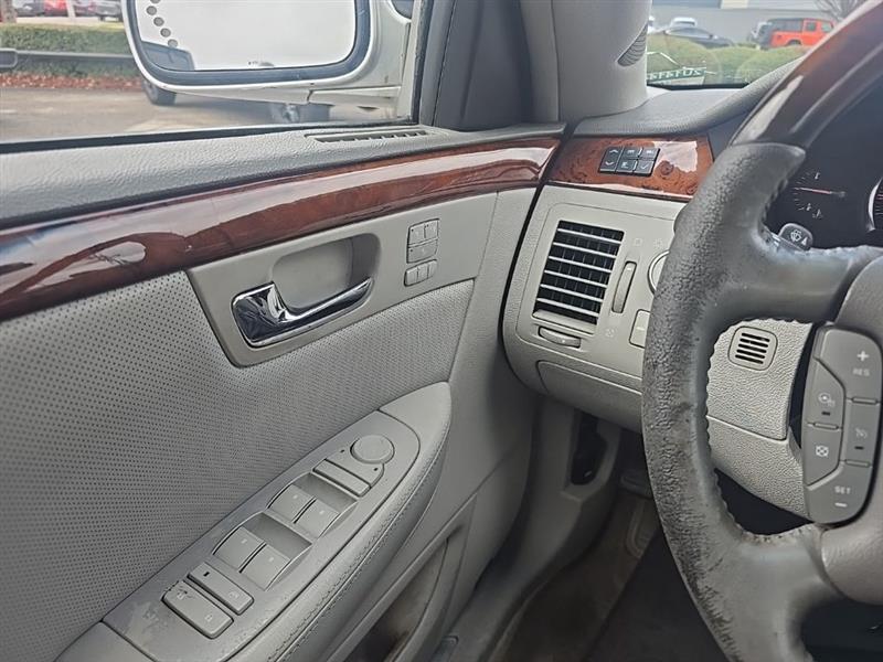 Cadillac DTS  2006