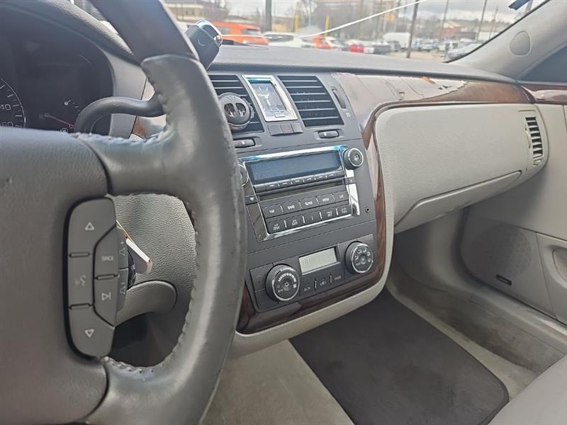 Cadillac DTS  2006