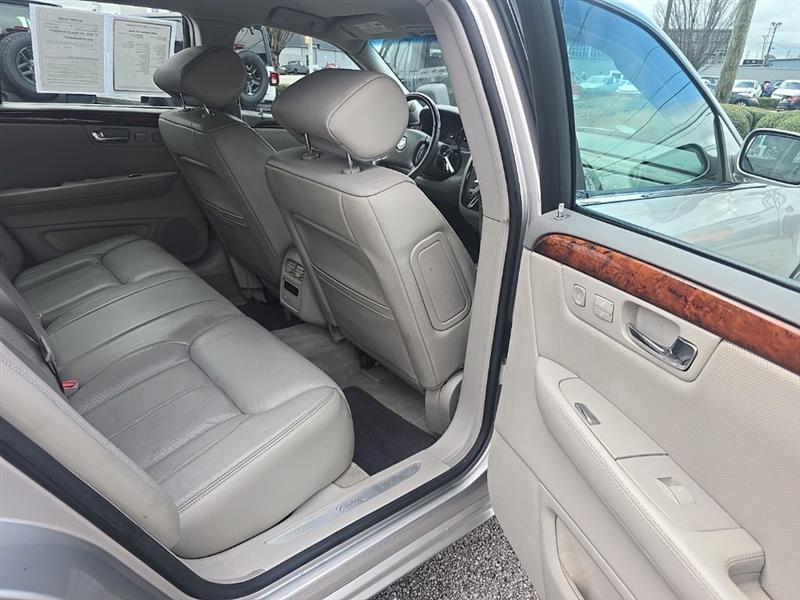 Cadillac DTS  2006