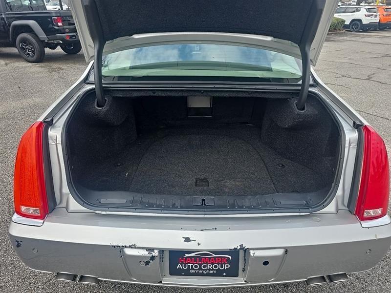 Cadillac DTS  2006