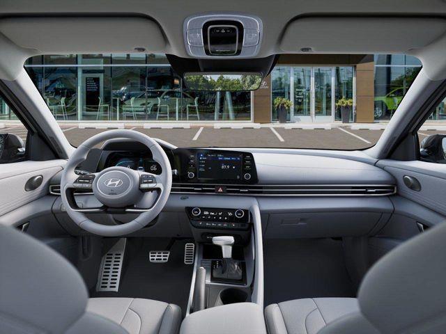 Hyundai Elantra  2026