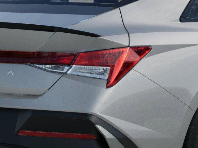 Hyundai Elantra  2026