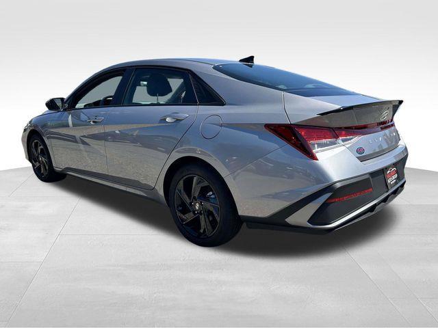 Hyundai Elantra  2026