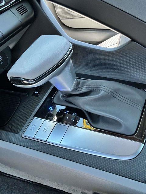 Hyundai Elantra  2026