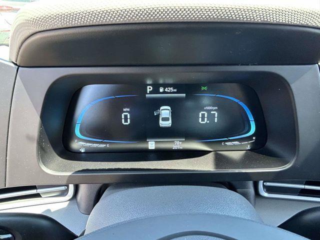 Hyundai Elantra  2026