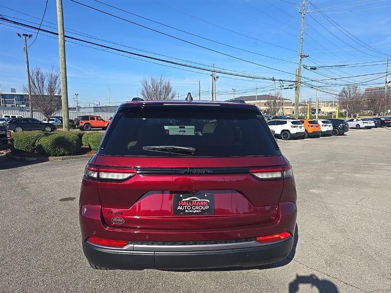 Jeep Grand Cherokee  2026