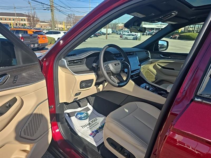 Jeep Grand Cherokee  2026