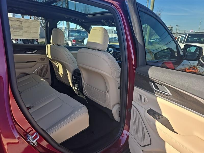 Jeep Grand Cherokee  2026