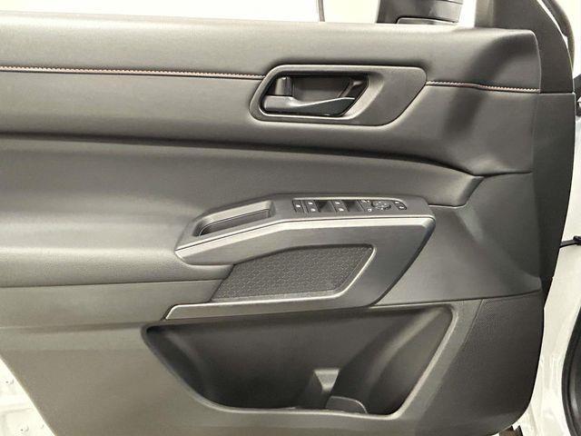 Nissan Pathfinder  2026