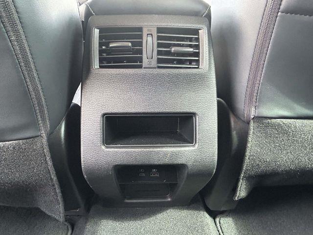 Mitsubishi Outlander  2022