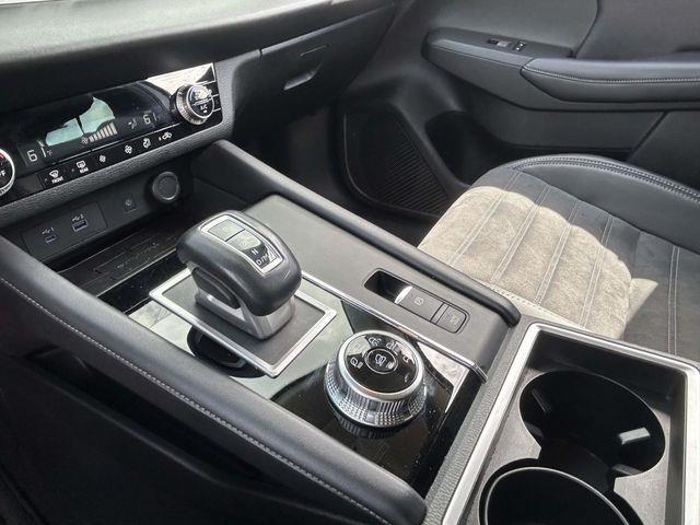 Mitsubishi Outlander  2022