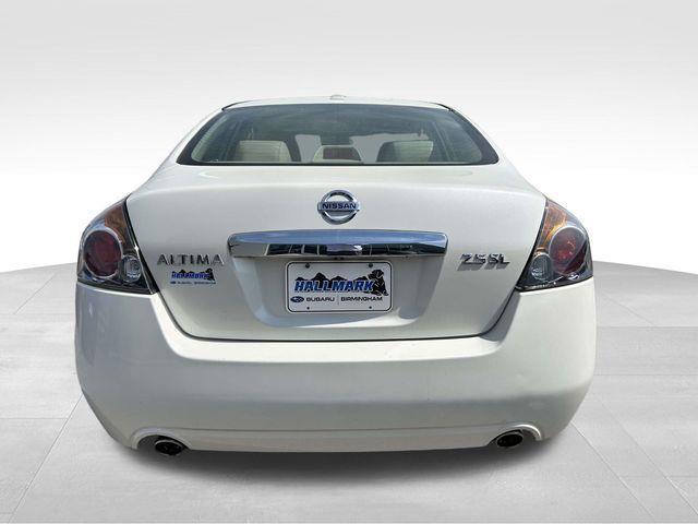 Nissan Altima  2012