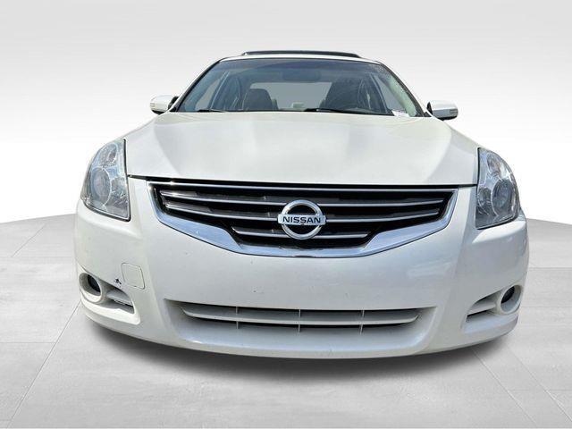 Nissan Altima  2012