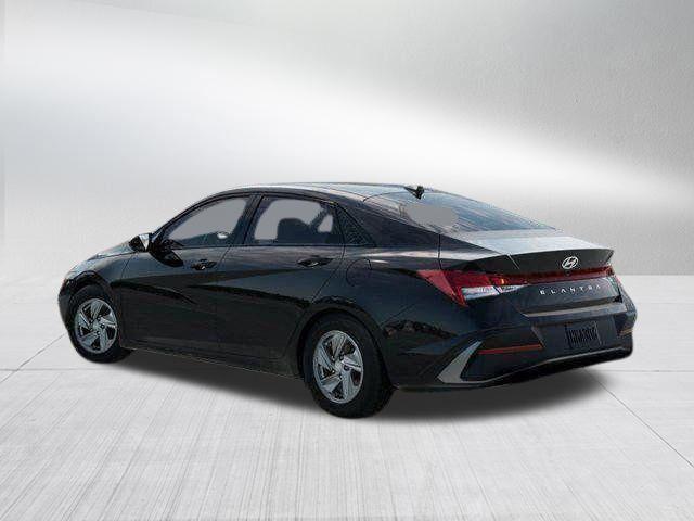 Hyundai Elantra  2026