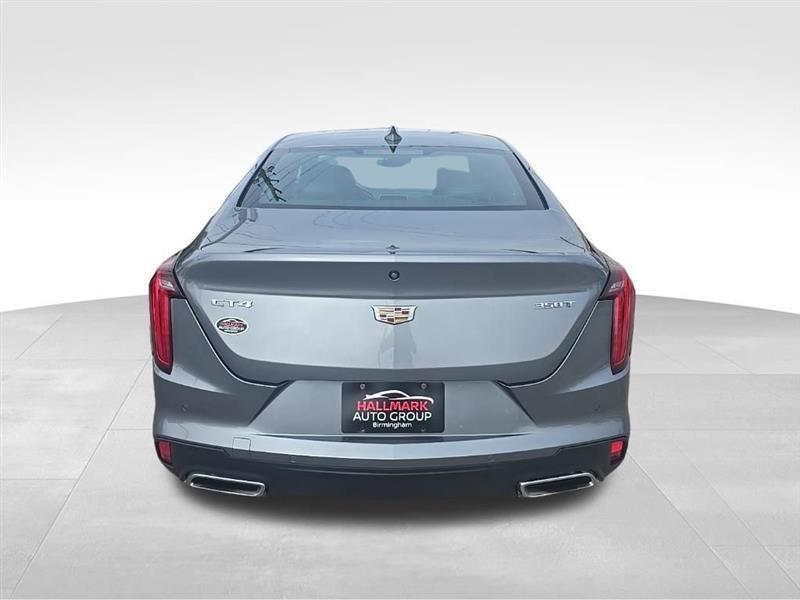 Cadillac CT4  2022