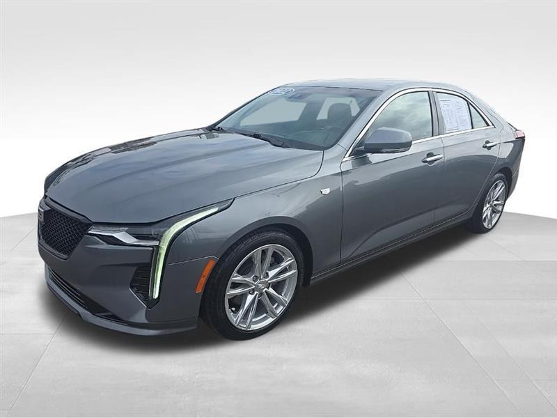 Cadillac CT4  2022