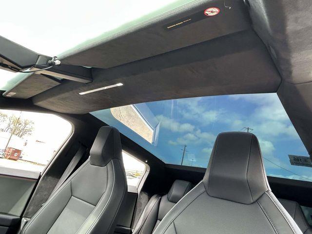 Tesla Cybertruck  2024