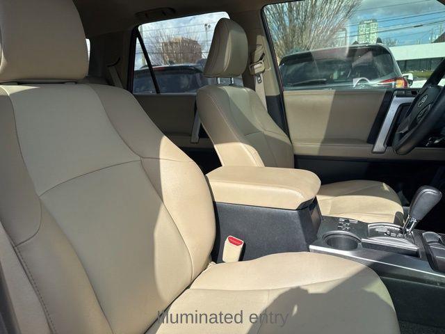 Toyota 4Runner  2020