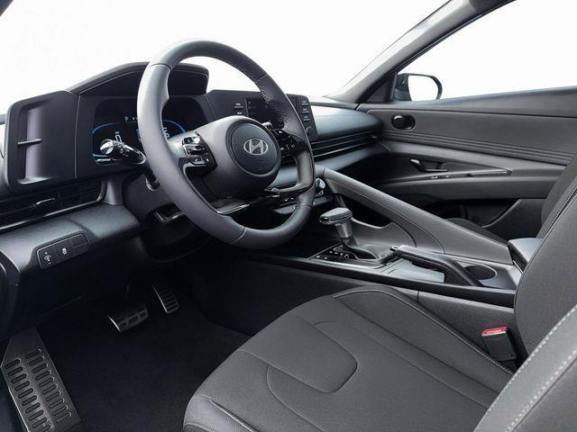 Hyundai Elantra  2026