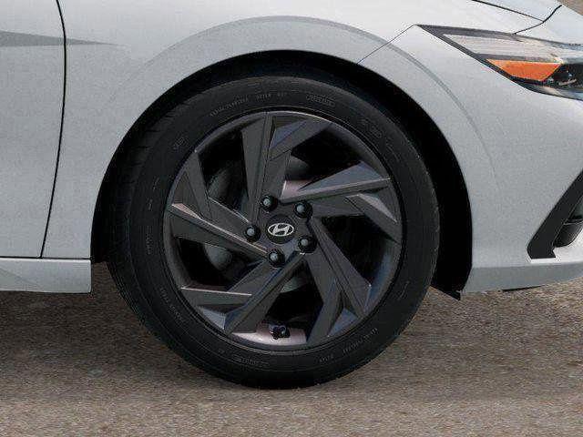 Hyundai Elantra  2026